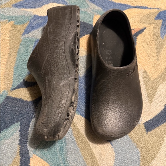 Birkenstock Rubber Black Slip-On Clogs size 41 - Picture 1 of 6